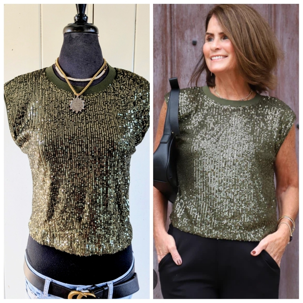 Skies Are Blue Sequin Tee  NWT sz xs